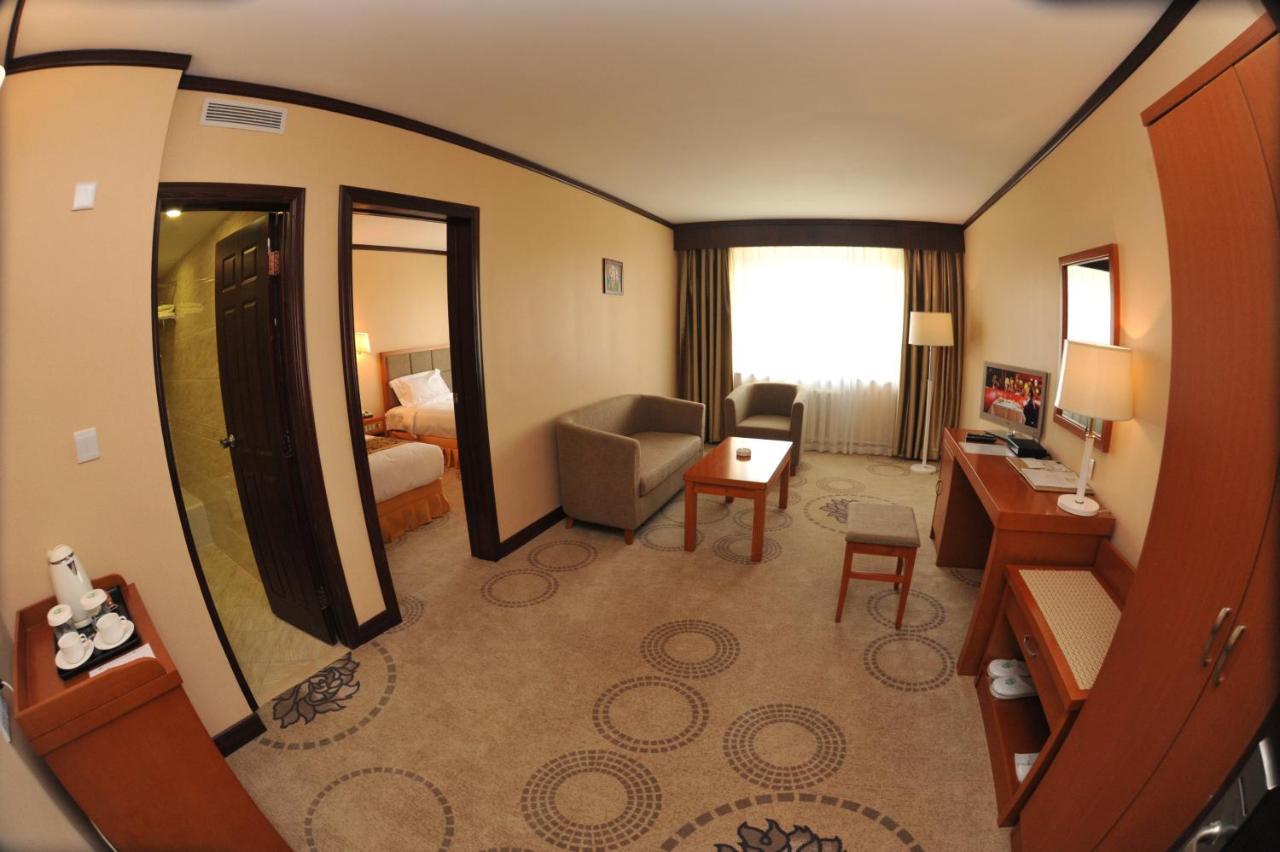 Flower Hotel אולן בטור מראה חיצוני תמונה