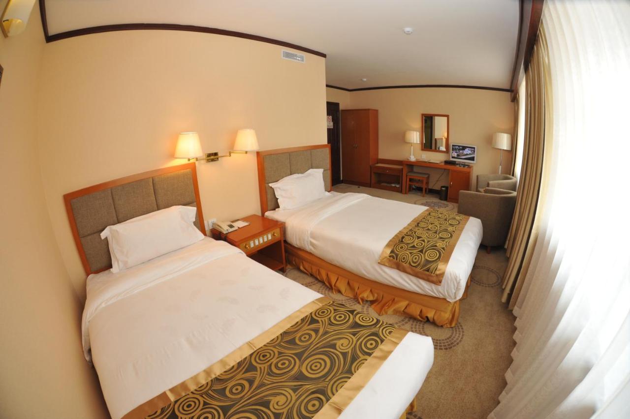 Flower Hotel אולן בטור מראה חיצוני תמונה