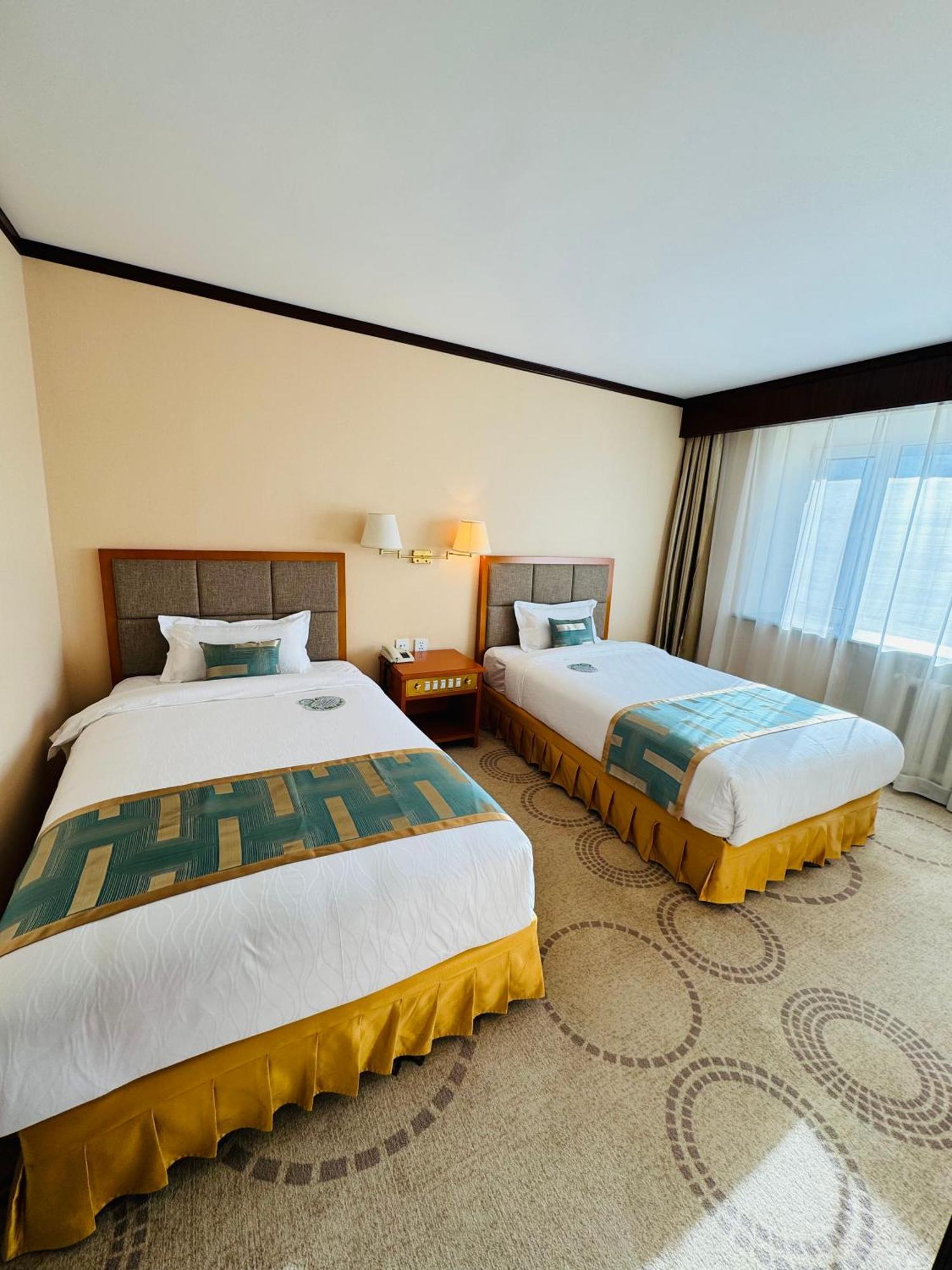 Flower Hotel אולן בטור מראה חיצוני תמונה