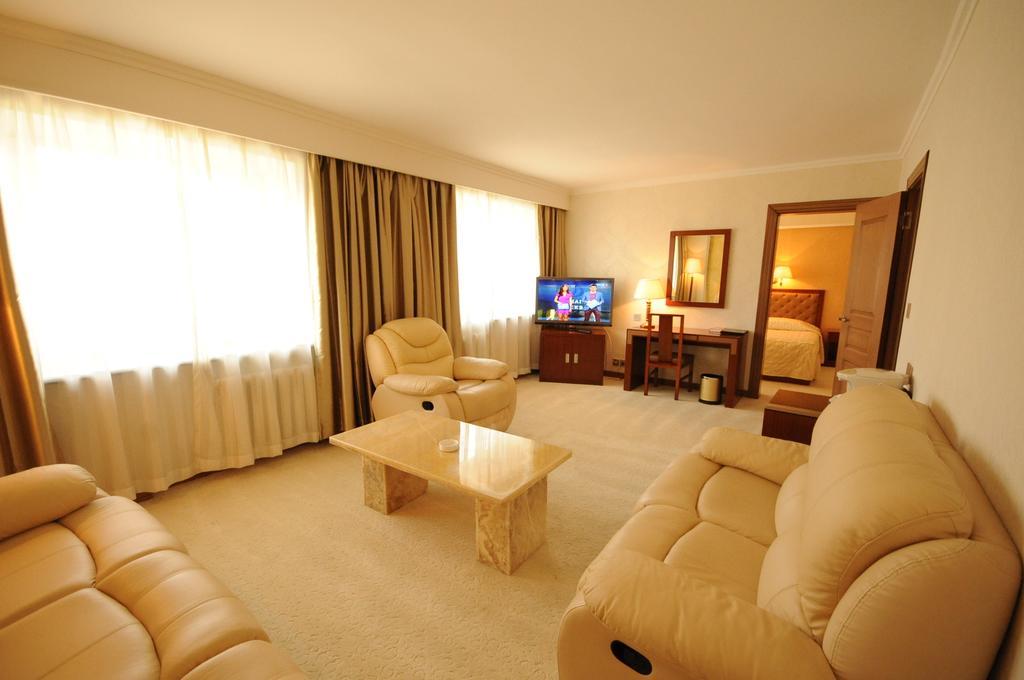 Flower Hotel אולן בטור חדר תמונה