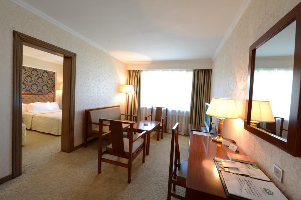 Flower Hotel אולן בטור חדר תמונה